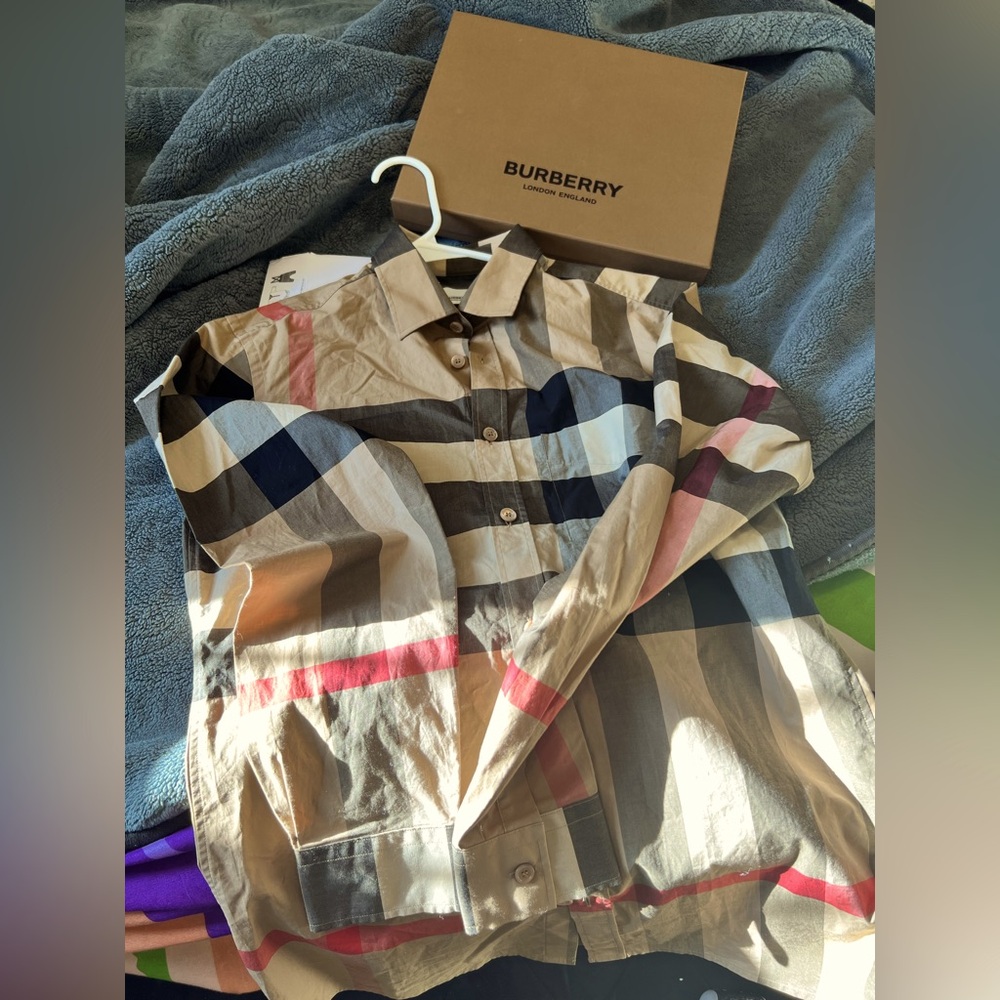 Authentic Burberry Check shirt slim fit S size.